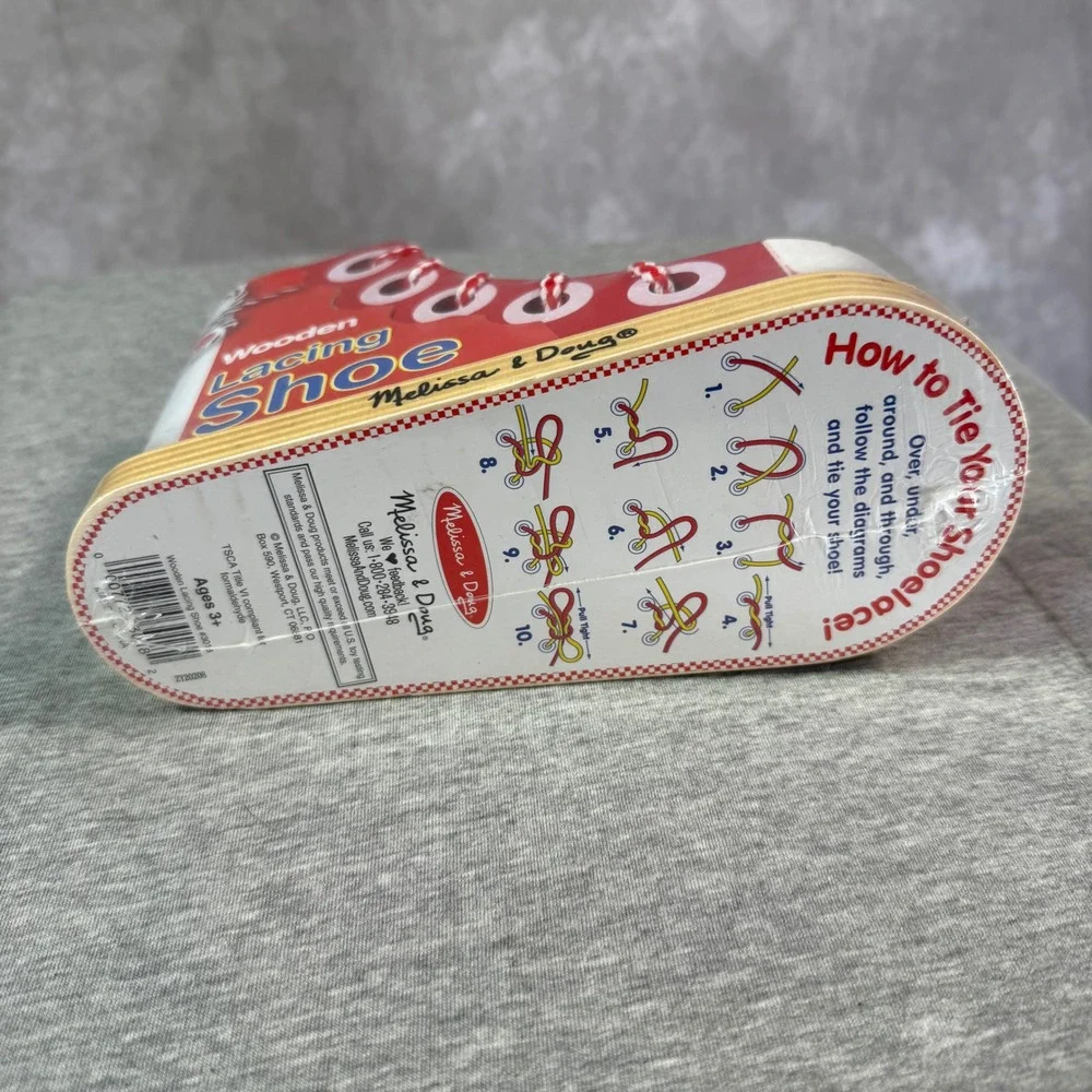Melissa & Doug Wooden Lacing Shoe Kids OS Red Solid Learn to Tie Toy 3+ Sealed
